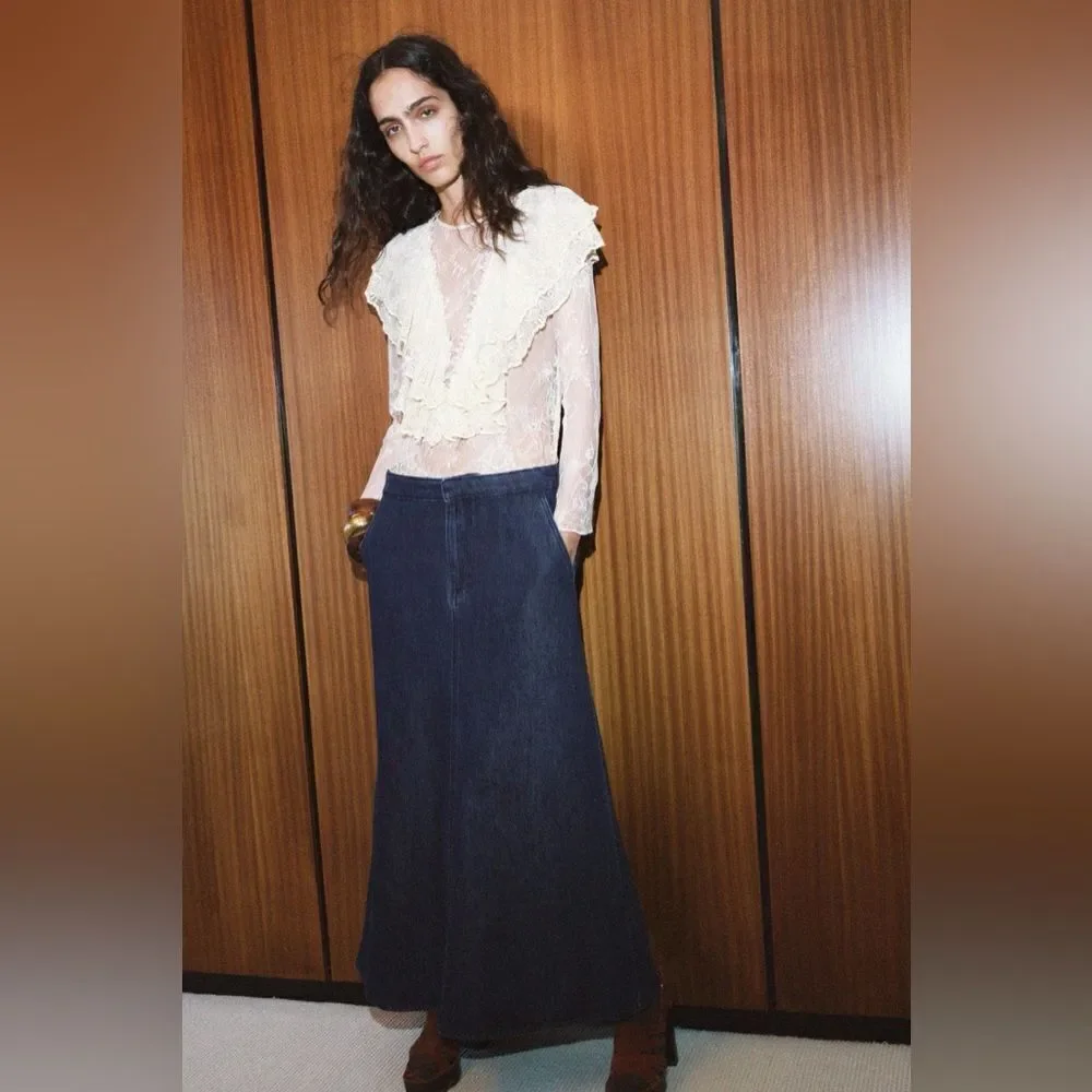 NWT ZARA Classic Blue Denim Skirt Size XS